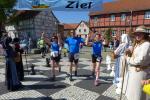Zieleinlauf nach zwei Etappen im Schachdorf Str&ouml;beck - Sabine B&ouml;rner, Nico Mahler, Sylvia K&ouml;hn (v.l.).