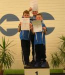 Gro&szlig;e Freude bei Nico und Chris, dass sie auf dem obersten Podestplatz eine Urkunde in Empfang nehmen durften.
