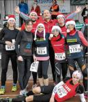Gruppenfoto nach dem Wettkampf: Juliane Meyer (v.), Isabell von Förster, Elke Musial, Yvonne Garnatz, Irina Hohmann, Anke Wahl (m.R.v.l.) sowie ihre männlichen Kollegen Denis Pipping, Klaus Holst von MEDIASPORTS Leipzig und Grün-Weiß Hohendodeleben. Gruppenfoto nach dem Wettkampf: Juliane Meyer (v.), Isabell von Förster, Elke Musial, Yvonne Garnatz, Irina Hohmann, Anke Wahl (m.R.v.l.) sowie ihre männlichen Kollegen Denis Pipping, Klaus Holst von MEDIASPORTS Leipzig und Grün-Weiß Hohendodeleben.