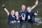 Familie Wuwer war auf einer Runde &uuml;ber sechs Kilometer am Start. Sie haben die Bode-Runners der Gaensefurther Sportbewegung mit der Matschwolke infiziert, geh&ouml;rten damals zu den ersten Startern in Genthin und damit bereits zum Inventar.