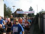 Dichtes Gedr&auml;nge am Start &uuml;ber 6 km. Mit dabei Dirk Meier, Ina Sch&ouml;ler , Jana Bieganski und Sabine B&ouml;rner.