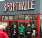 Rinaldo Schielke (r.) freute sich &uuml;ber Platz1 in Wolmirsleben.