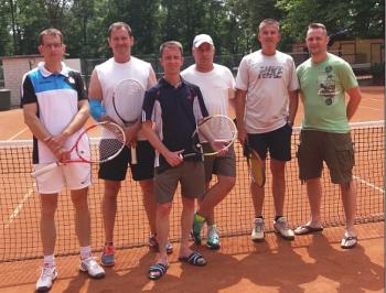 Die Herren 40 Mannschaft v.l. Christian Schrader, Michael Busse, Ronny Selig, Mike Pr&uuml;fer, Ulf Gothe, Jens M&uuml;ller