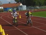 Finn Lampe (l.) legte sich auf der 800m langen Radstrecke mächtig ins Zeug.