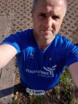 Erwartungsvoll ist Olaf Bothe von der Gaensefurther Sportbewegung bereit für 21,1 Kilometer!
