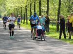 Nachdem Familie Lampe 13 Kilometer mit Finn im fahrbaren Untersatz in Magdeburg unterwegs war, sicherte sich Annett Platz 3 in ihrer Altersklasse.