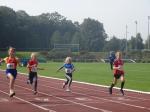 Im 50m Lauf wird Fabienne Sämisch (2.v.r.) Neunte.