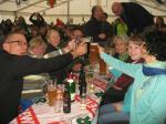 Gemeinsam mit den Halbmarathon-Läufern wurde am Abend kräftig gefeiert.