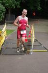 Für die 10 km lange Laufstrecke benötigte Michael Barteld 46: 18 Minuten und wurde zum Schluß 10. seiner Altersklasse.