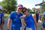Kathleen und Sabine (v.l.) holten sich gemeinsam  Platz 2 Gesamt bei den Frauen über neun Kilometer.