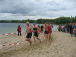 Steffen Sch&ouml;ler (r.) nach dem Schwimmen.