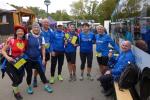 Im Ziel waren alle wieder vereint, denn Sabine B&ouml;rner (li.) hatte nur die 17 Kilometer lange Strecke gew&auml;hlt (Sabine B&ouml;rner, Petra Becker, Jens Schlottag, Detlef Sch&auml;fer, Nicole Schlottag, Nancy Bothe, Jens-Uwe B&ouml;rner und Olaf Bothe (v.l.).