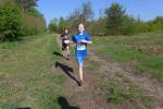 Rieke Lucie Zaschke gibt alles &uuml;ber ihren 1,5 Kilometer langen Kurs. Als drittes M&auml;dchen gesamt und mit einem Sieg in ihrer Altersklasse, beendete sie den 18. Angeraner Krepe Cross f&uuml;r sich.