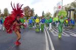 Die Stimmung an der Strecke und im Heinz-Steyer-Stadion war &uuml;berw&auml;ltigend. Zahlreiche Bands und T&auml;nzer feuerten die Teilnehmer an.