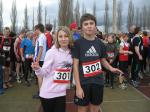 Lisa Lo&szlig; bestreitet einen ihrer ersten L&auml;ufe bei den Bode-Runners und wartet zusammen mit Felix G&ouml;res gespannt auf den Start. 