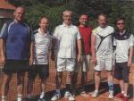 Die Herren der Gaensefurther Sportbewegung v.l. Steffen Mattheis, Andreas Trensinger, Manfred Rademann, Matthias Hackel, Mike Pr&uuml;fer und Ronny Selig schnitten beim Mansfeld-Salzland-Cup sehr gut ab. Foto: Volksstimme von privat
