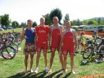 Die Gaensefurther Teilnehmer am Triathlon (v.r. Ralf Rosenmeier, Steffen Sch&ouml;ler, Torsten Blauwitz) mit ihrem Ascherslebener Sportfreund Schrader