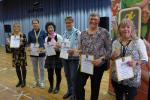 In der stark vertretenen Altersklasse W55 waren nicht alle Qualifizierten zur Ehrungsveranstaltung erschienen. Wer aber anwesend war, wurde nicht mit leeren H&auml;nden von der B&uuml;hne geschickt: Kirsten Geist, Gaensefurther Sportbewegung, Pl. 1 / Annett K&ouml;lb, HSV Medizin Magdeburg, Pl. 2 / Sabine B&ouml;rner, Gaensefurther Sportbewegung, Pl. 4 / Heike Diesing, SV Germania Tangerh&uuml;tte, Pl. 5 / Anne-Kathrin Miegel, SV Friedensweiler Magdeburg, Pl. 7 / Sandra Zellmer, SV Angern, Pl. 8 (v.l.)
