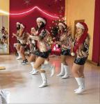 Die M&auml;dchen der Dance-Factory f&uuml;hrten auf der Kinderweihnachtsfeier
ihr sch&ouml;nes Weihnachtsprogramm auf. Foto:
Stadtverwaltung Egeln 