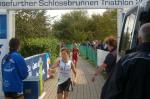 Nach 400 m Schwimmen, 10 km Radfahren und 2,5 km Laufen waren die Sch&uuml;ler A im Ziel.