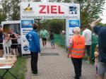 Geschafft! Die Teilnehmer am Jedermann- und am Staffeltriathlon hatten viel Spa&szlig;, selbst wenn sie nicht im vorderen Feld landeten. 