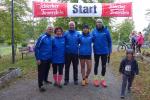 Eisige vier Grad Celsius vor dem Start zum 10. Friedrichsbrunner Herbstcrosslauf mit: Jens-Uwe und Sabine B&ouml;rner, Jens und Nicole Schlottag und Jens Stampnik (v.l.)