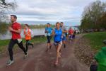 Kirsten Geist freut sich auf den Abschluss der Saison und auf eine l&auml;ngere Laufpause. Beim Run &uuml;ber die Halbmarathondistanz zog sie nochmal alle Register und finishte als 22. Frau von 292 L&auml;uferinnen auf diesem Kurs – Chapeau!