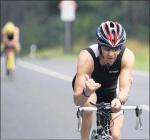 Detlef Schäfer belegte in Neuruppin Platz 42. Für die 40 km lange Radstrecke bei glühender Hitze benötigte er 1:08:06 Stunden. (Foto Volksstimme aus dem Vorjahr). Detlef Schäfer belegte in Neuruppin Platz 42. Für die 40 km lange Radstrecke bei glühender Hitze benötigte er 1:08:06 Stunden. (Foto Volksstimme aus dem Vorjahr).