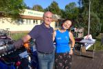 Weil Sabine B&ouml;rner wegen einer Verletzung noch nicht wieder einsatzbereit ist nutzt sie die Gelegenheit f&uuml;r ein Foto mit dem zweifachen Olympiasieger Waldemar Czierpinski.