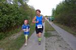 3,7 km absolvierte Rieke Lucie Zaschke tapfer an der Seite von Sabine B&ouml;rner.