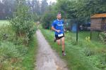 Bei Rinaldo Schielke l&auml;uft derzeit alles nach Plan! Er steckt mitten in den Vorbereitungen zum Berlin Marathon am 26. September. Auch die zw&ouml;lf Kilometer des Einetallaufs nutzte er f&uuml;r ein schnelles Intervalltraining. Obwohl er zwischen den Sprinteinheiten ein ruhiges Tempo lief, reichte es f&uuml;r einen zweiten Platz in seiner Altersklasse M30.