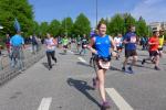 In Hamburg startete Sylvia K&ouml;hn zum zweiten Mal &uuml;ber die Marathondistanz von 42,195 Kilometern. Bei dieser Auflage erzielte sie mit 04:01:16 eine neue pers&ouml;nliche Bestzeit.