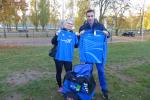 Endlich ein Bode-Runner! Stolz pr&auml;sentieren Nadine Rudolph und Francesco Navarra ihre neuen Laufklamotten im „Gaenselook“. Ein Teil davon wurde beim 16. Solvay-Lauf in Bernburg nat&uuml;rlich gleich eingeweiht.
