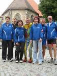 Die Gaensefurther Teilnehmer mit dem Hettstedter Maskottchen v.l. Renate Liedtke, Ina Sch&ouml;ler (ZLG Atzendorf), Sabine B&ouml;rner, Sylvia K&ouml;hn, Jens-Uwe B&ouml;rner, Lutz Klau&szlig;.