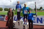 Kirsten Geist gewinnt souver&auml;n in ihrer Altersklasse W50 &uuml;ber 13 Kilometer. Als Besonderheit beim 25. Jubil&auml;umslauf werden auch die undankbaren vierten Pl&auml;tze mit Pr&auml;senten bedacht.