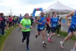 Anja Kroner (Startnummer 330) wird die f&uuml;nf Kilometer entlang des Concordiasees als zweitschnellste Frau Gesamt finishen.