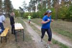 Konzentriert verfolgt Kathleen Mahler ihren Lauf &uuml;ber 11,5 Kilometer und feiert am Ende den ersten Platz in der Altersklasse W40.