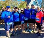 Strahlender Sonnenschein und gute Laune beim Darßer Halbmarathon an der Küste, denn die ehemalige Lauffreundin Anke Delius kommt auch mit. Strahlender Sonnenschein und gute Laune beim Darßer Halbmarathon an der Küste, denn die ehemalige Lauffreundin Anke Delius kommt auch mit.