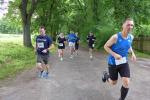 Daniel Wuwer (Startnummer 967, Mitte) verbringt auf der anspruchsvollen Halbmarathonstrecke &uuml;ber die Harzer Klippen wundervolle 2:17:31 Stunden.