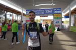 Viele Trainingswochen liegen hinter Rinaldo Schielke. Sein Ziel, unter 03:30 Stunden zu laufen, erf&uuml;llte er sich bei seinem zweiten Marathon prompt. Der Wunsch nach 02:59:59 Stunden bleibt…