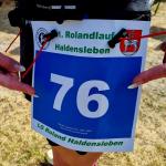 Gro&szlig;aufnahme der Startnummer „76“ von Sandra Homann. „Ein guter Jahrgang, mit der Nummer kann nichts mehr schief gehen!“, meinte die Starterin der Gaensefurther Sportbewegung.