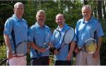 Die Herren 50 mit (v.l.) Manfred Rademann, Reiner Christoph, Andreas Trensinger und Achim Engel holten in der Landesliga den ersten Saisonsieg. Die Herren 50 mit (v.l.) Manfred Rademann, Reiner Christoph, Andreas Trensinger und Achim Engel holten in der Landesliga den ersten Saisonsieg.