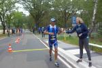 Kein Gramm Fett zu viel und bis in die Haarspitzen durchtrainiert! Steffen Sch&ouml;ler von der Gaensefurther Sportbewegung auf dem abschlie&szlig;enden Lauf &uuml;ber zehn Kilometer 