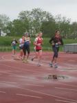 Isa H&ouml;ber (r.) sicherte sich Platz drei in Ak w45 &uuml;ber 5.000m in 22:20 Minuten.