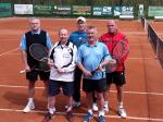 Der Herren 50 Mannschaft gelang in der Landesliga mit v.l. Achim Engel, Andreas Trensinger, Manfred Rademann, Reiner Christoph und Steffen Mattheis ein 4:2 Erfolg gegen RW Halberstadt. Der Herren 50 Mannschaft gelang in der Landesliga mit v.l. Achim Engel, Andreas Trensinger, Manfred Rademann, Reiner Christoph und Steffen Mattheis ein 4:2 Erfolg gegen RW Halberstadt.