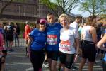 Kathleen Mahler (v.l.) hat sich wie auch J&ouml;rg und Sybille Sch&auml;per f&uuml;r die Halbmarathon-Distanz entschieden. Es fehlt Josef Hindricks.