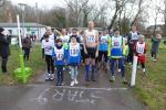 Das &uuml;bersichtliche Teilnehmerfeld vor dem Start zum Dreik&ouml;nigslauf in Ilberstedt bei fr&uuml;hlingshaften Temperaturen.