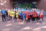 Fototermin mit den Bode-Runners der Gaensefurther Sportbewegung. Daumen hoch f&uuml;r so viel bunten Laufspa&szlig; in Lehrte, der Partnerstadt von Sta&szlig;furt!