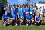 Laufpower pur: Jens-Uwe B&ouml;rner, Peter Brauer, Harald F&uuml;mel, J&uuml;rgen G&uuml;nther und Stefan Sindermann (u.v.li.) liegen ihren Damen zu F&uuml;&szlig;en: Verena Hildebrandt, Janine Wuwer, Heike Lenz, Sabine B&ouml;rner, Kathleen Mahler, Neuzugang Cornelia G&uuml;nther, Kirsten Geist, Christa F&uuml;mel und Alexander Topf (PSV) (o.v.li.).