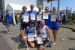 Alle Bode-Runners-Gewinner der Gaensefurther Sportbewegung auf einem Blick: Sandra Homann und Harald F&uuml;mel (u.v.l.) sowie Christa F&uuml;mel, Anke Delius, Renate Liedtke, Janine Wuwer und Kirsten Geist (o.v.l.).

